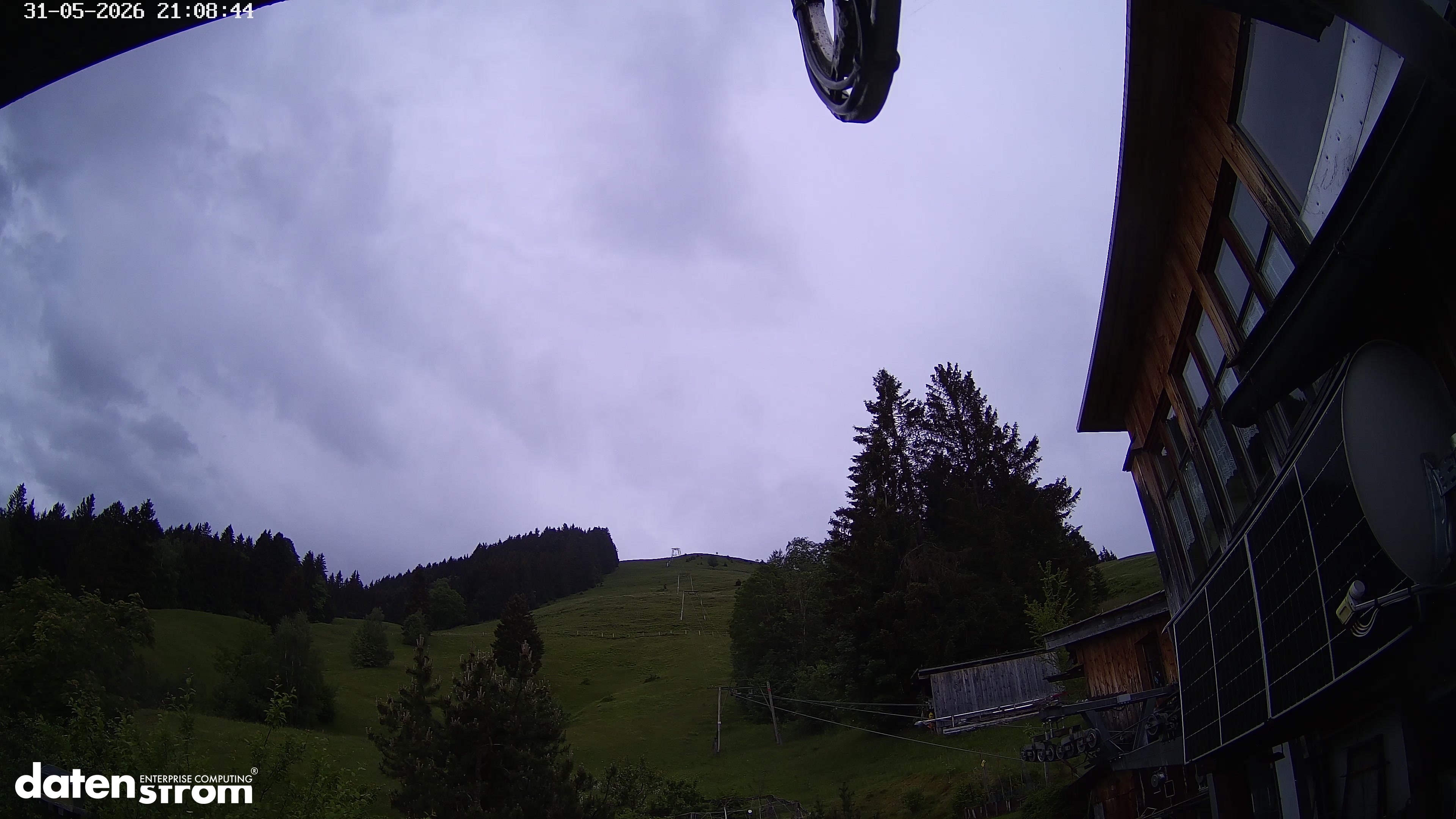 21:18