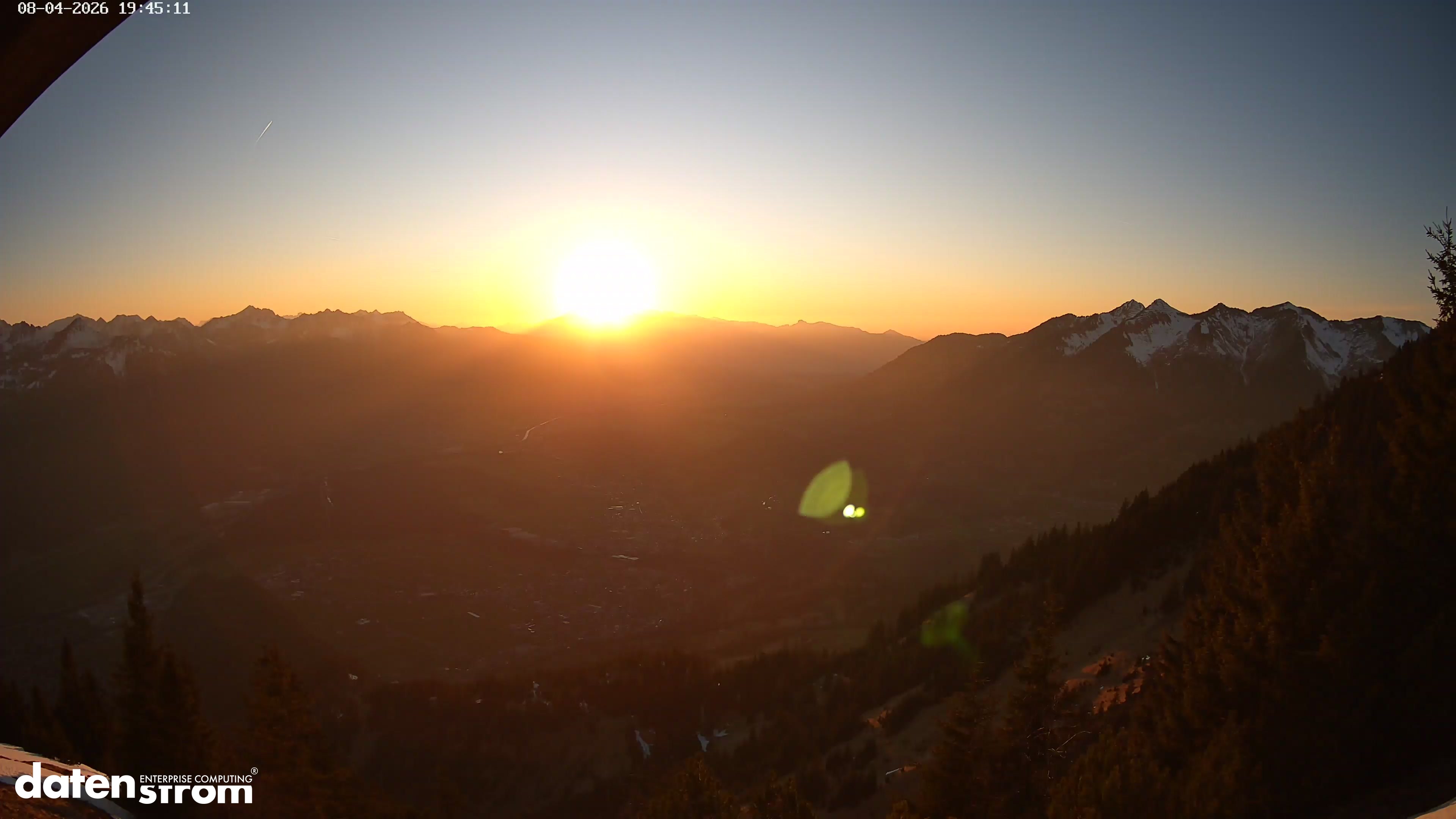 dramatic_sunrise (0.98)