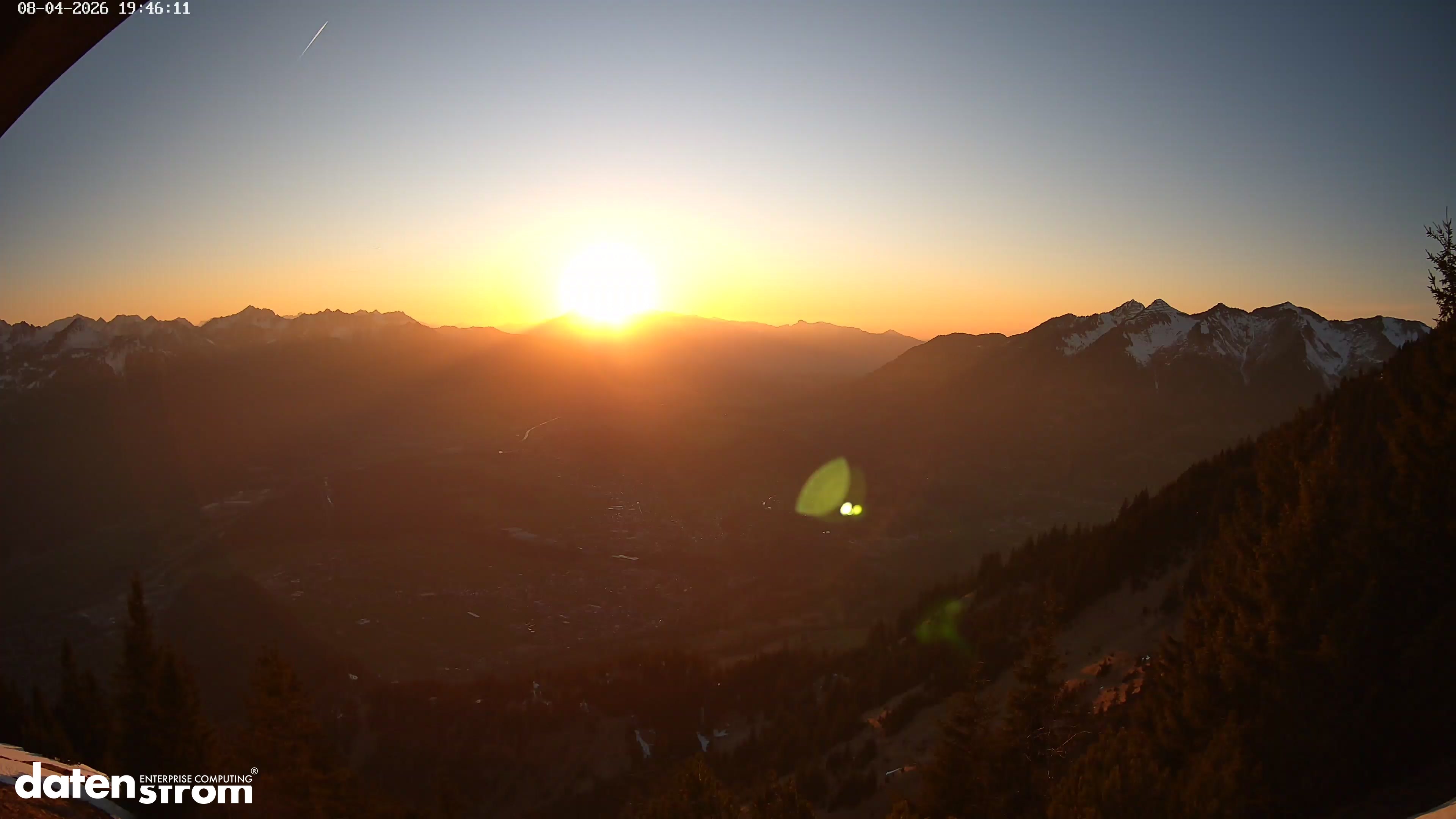 dramatic_sunrise (0.99)