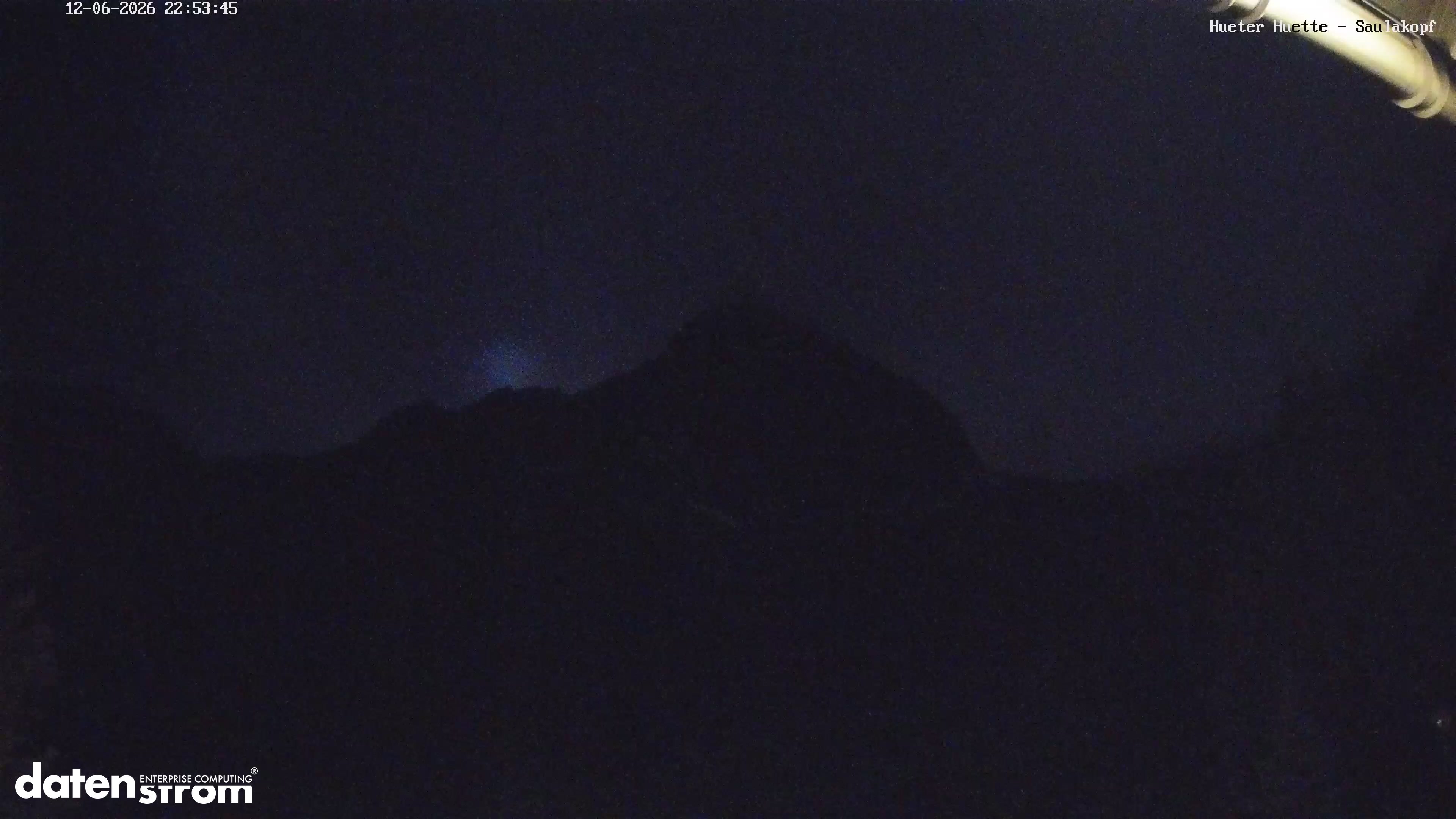 23:04