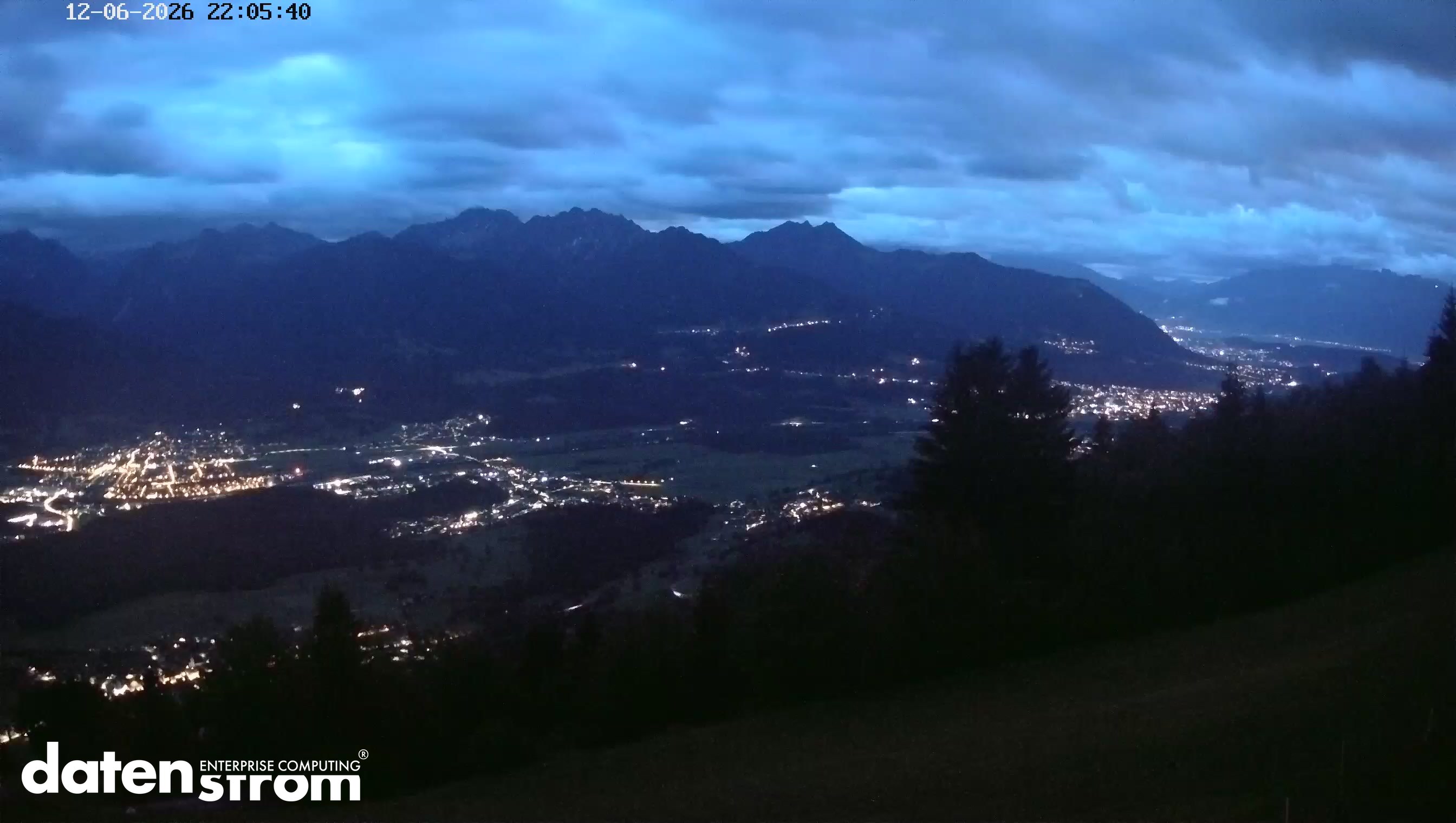 22:16